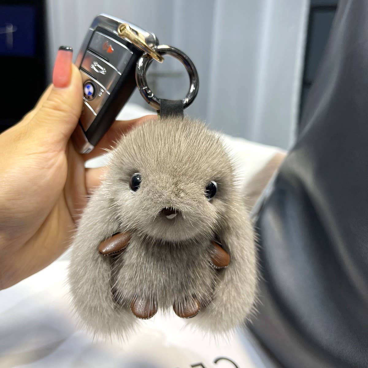 MINK FUR RABBIT BAG ORNAMENT HIGH END KEYCHAIN_CWMM2546