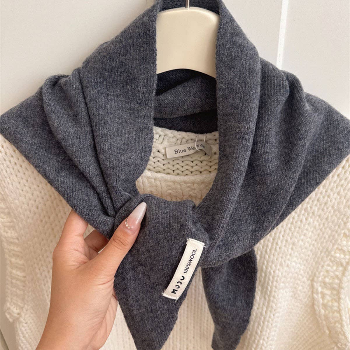 100% Wool Knit Triangle Scarf Multi-Use_Cwov00277