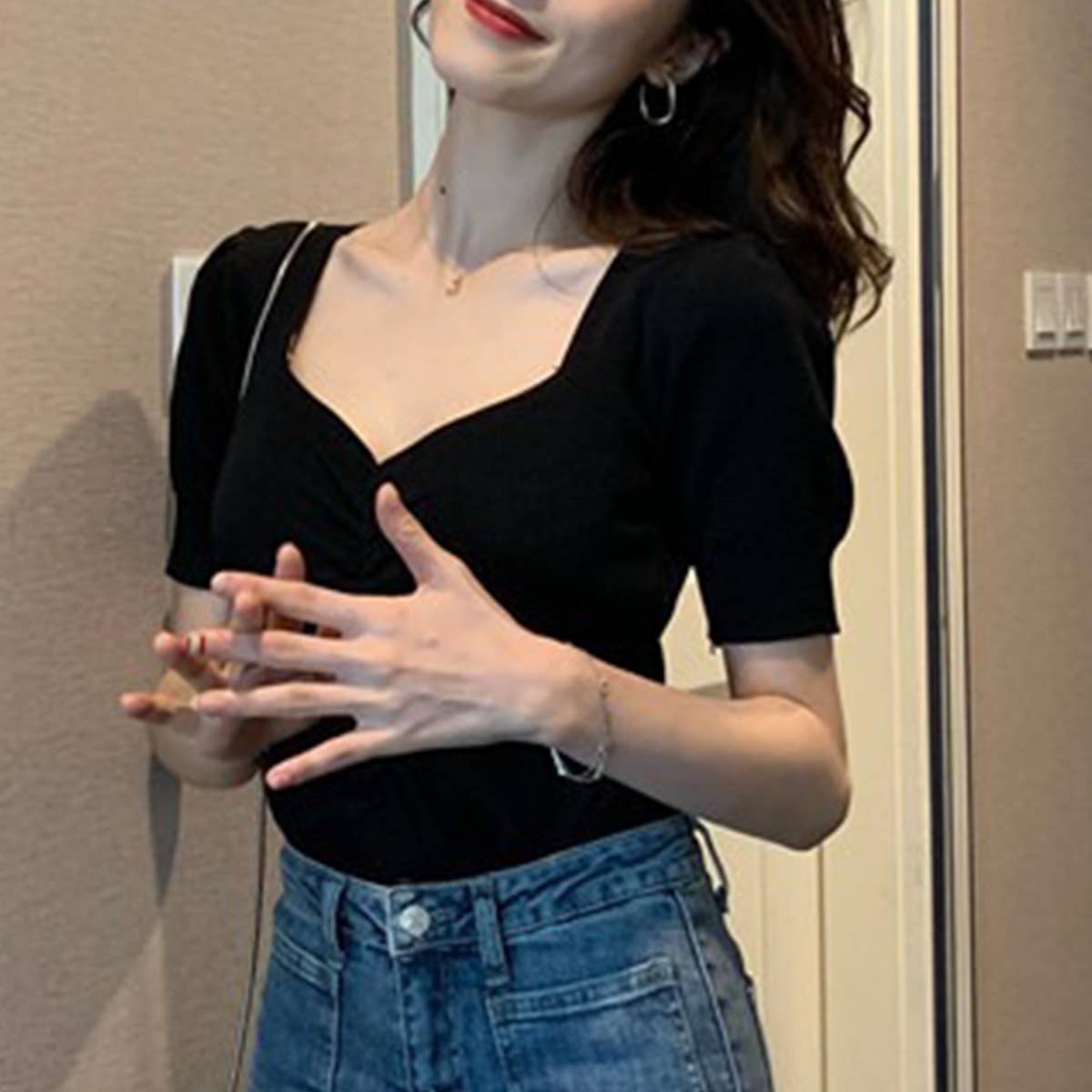 Vintage V-Neck Puffy Sleeve Knit Base T-Shirt