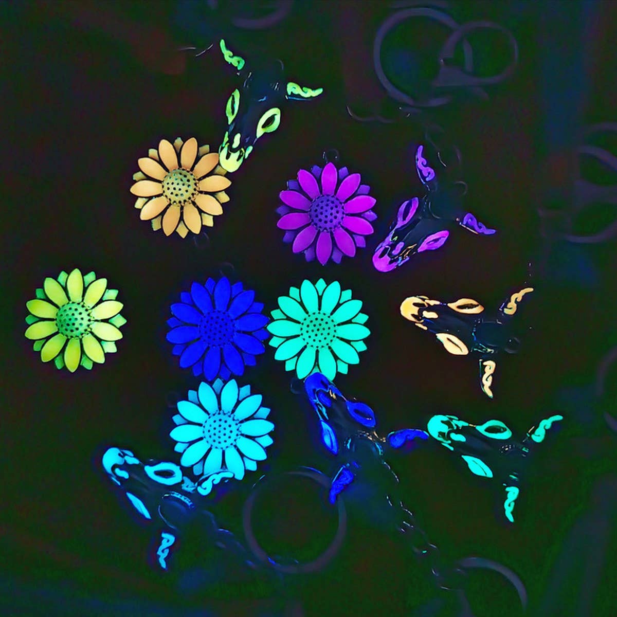 Vintage Western Glow-In-The-Dark Bull Keychain_Cwmm6868