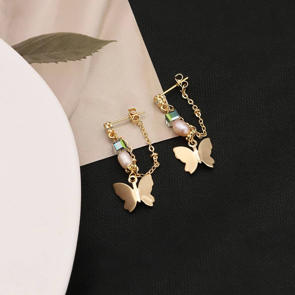 NEW SILVER NEEDLE BUTTERFLY TEMPERAMENT EARRINGS_CWAJE3798