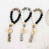 SILICONE WOOD BEAD BRACELET WITH LEATHER KEYCHAIN_CWMM7009