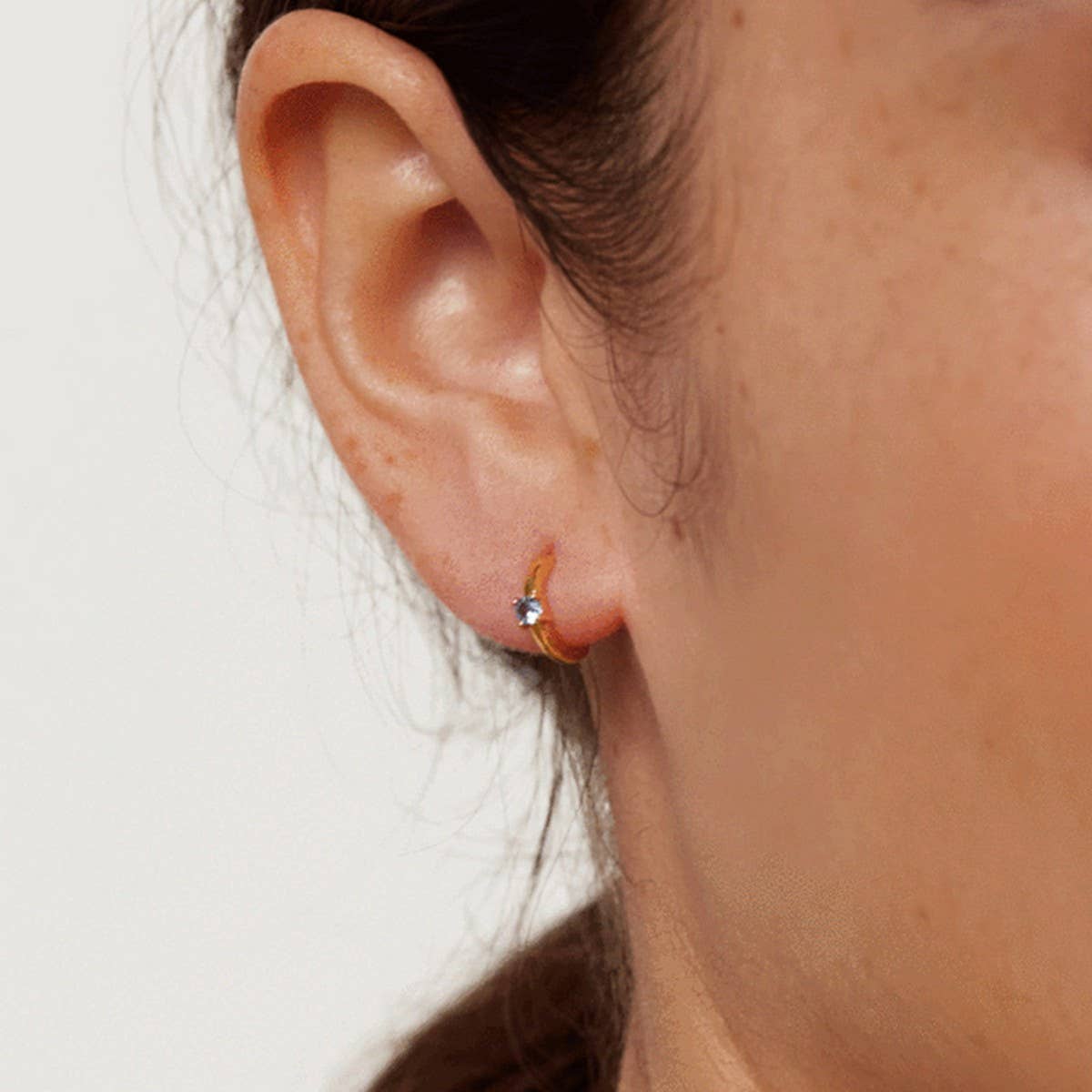 MULTICOLOR C SHAPED SIMPLE EXQUISITE EARRINGS_CWAJE1727