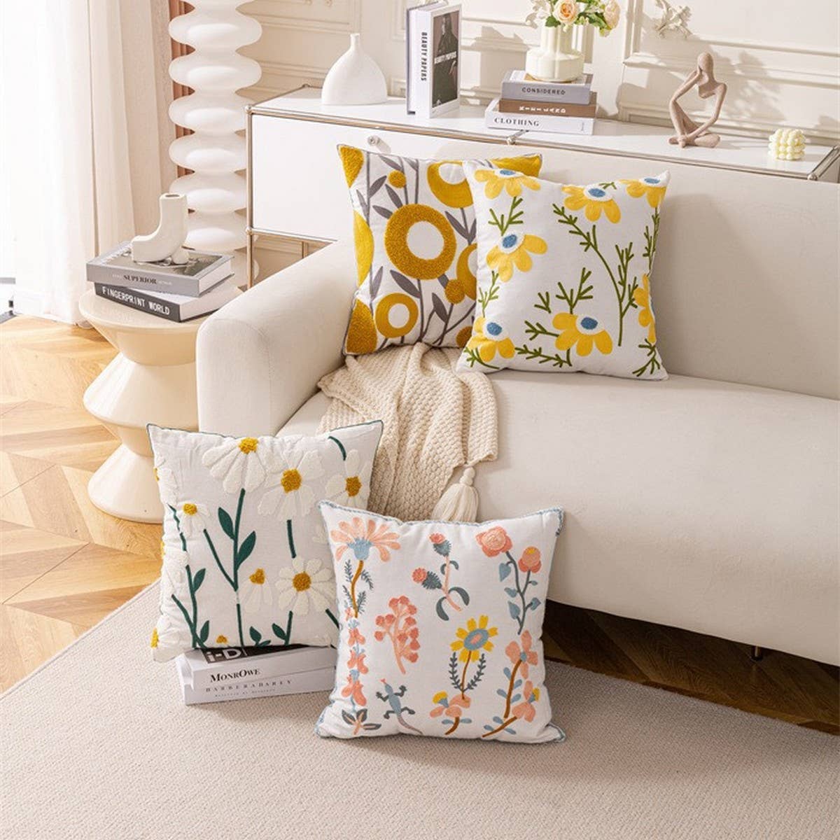 Tulip Embroidered Cute Pillow Cover For Bed Sofa_Cwmm7704