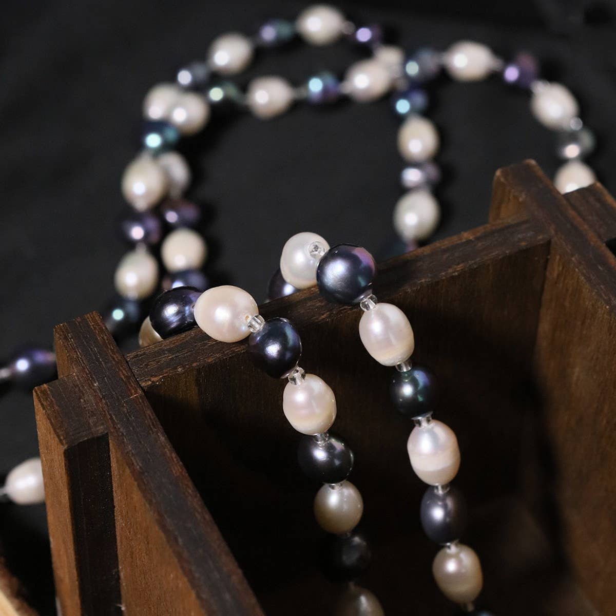 LUXURY RETRO NATURAL FRESHWATER PEARL NECKLACE_CWAJE3840