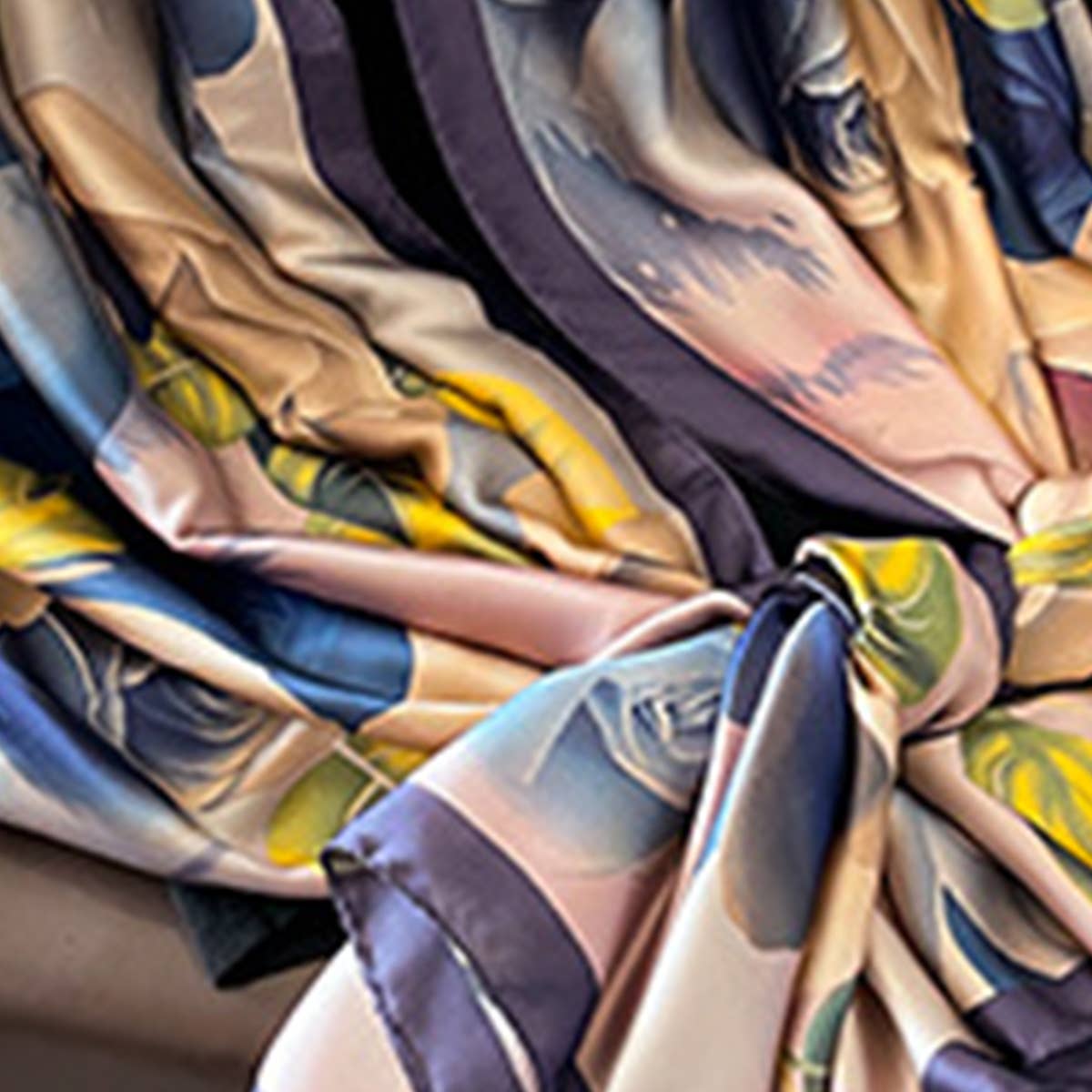 PRINTED SATIN BEACH SHAWL SCARF FOR SPRING_CWASC0526