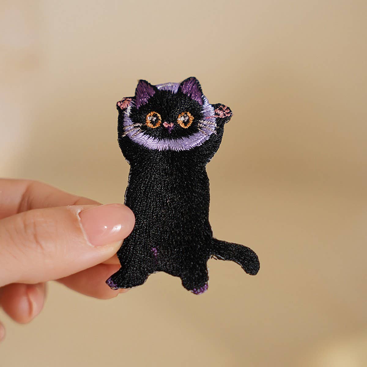 3D CAT EMBROIDERED IRON ON PATCH FOR STAIN REPAIR_CWMM5921