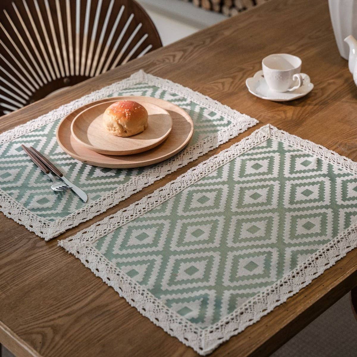 GEOMETRIC TASSEL VERSATILE TABLE RUNNER_CWMM1020