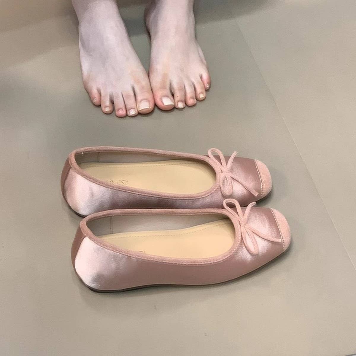 BALLET MARY JANES WITH HIDDEN WEDGE BOW_CWSHF0152