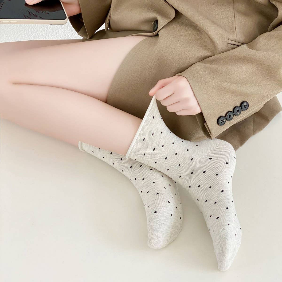 NEW AUTUMN LOVE BREATHABLE MIDDLE TUBE SOCKS_CWMS0919