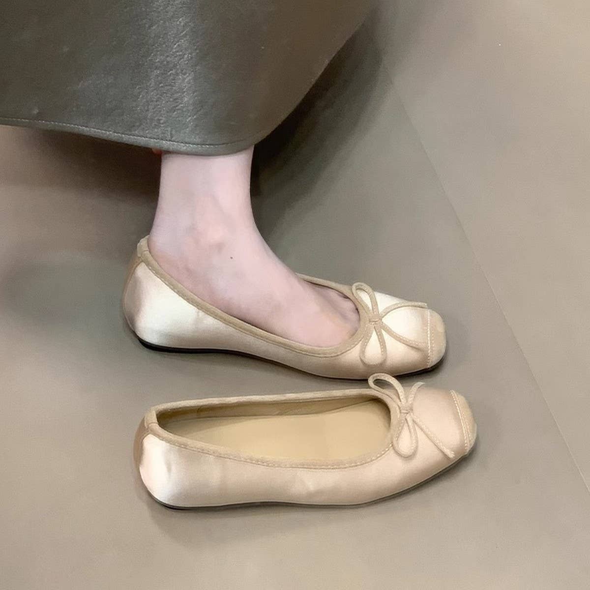 BALLET MARY JANES WITH HIDDEN WEDGE BOW_CWSHF0152