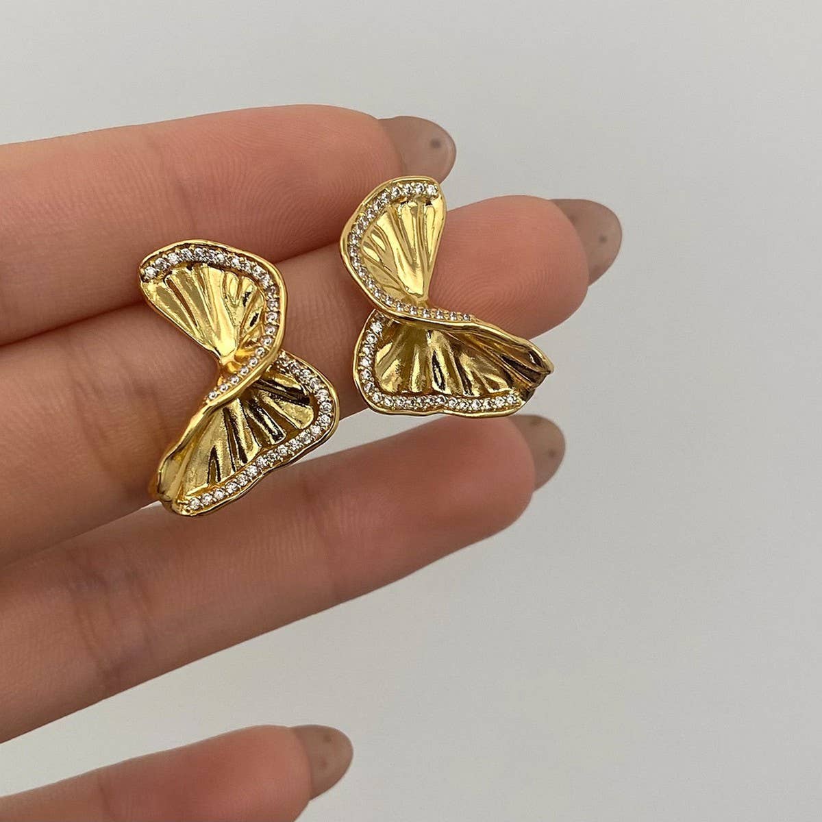 HIGH END MICRO INLAID ZIRCON BUTTERFLY EARRINGS_CWAJE3004