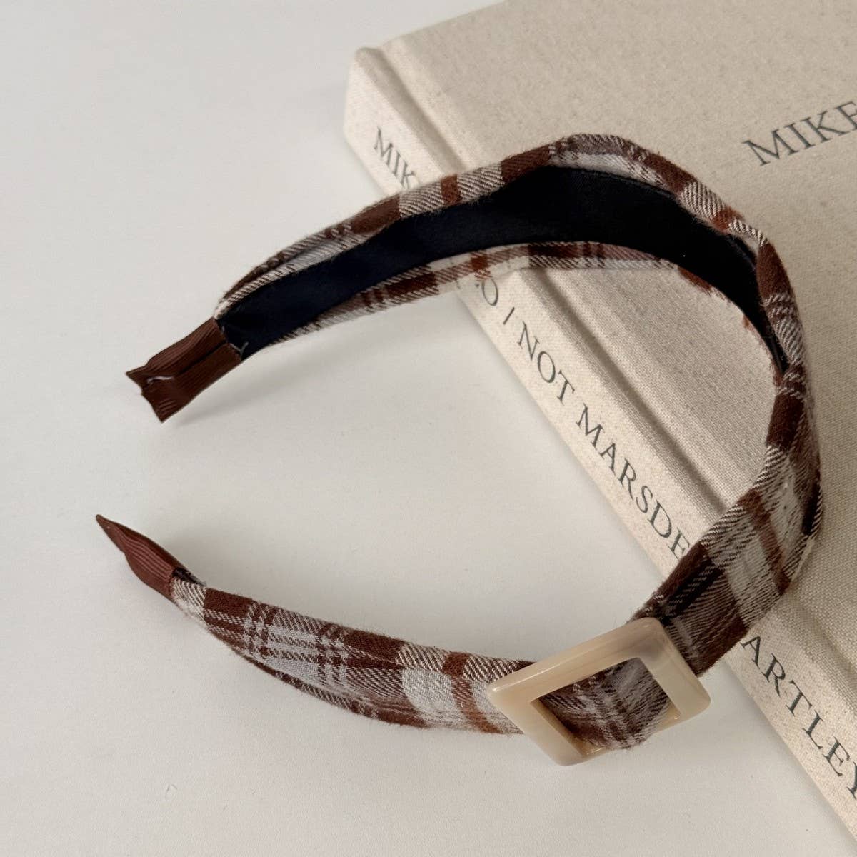 Plaid Buckle Headband College Autumn Style_Cwaha08166