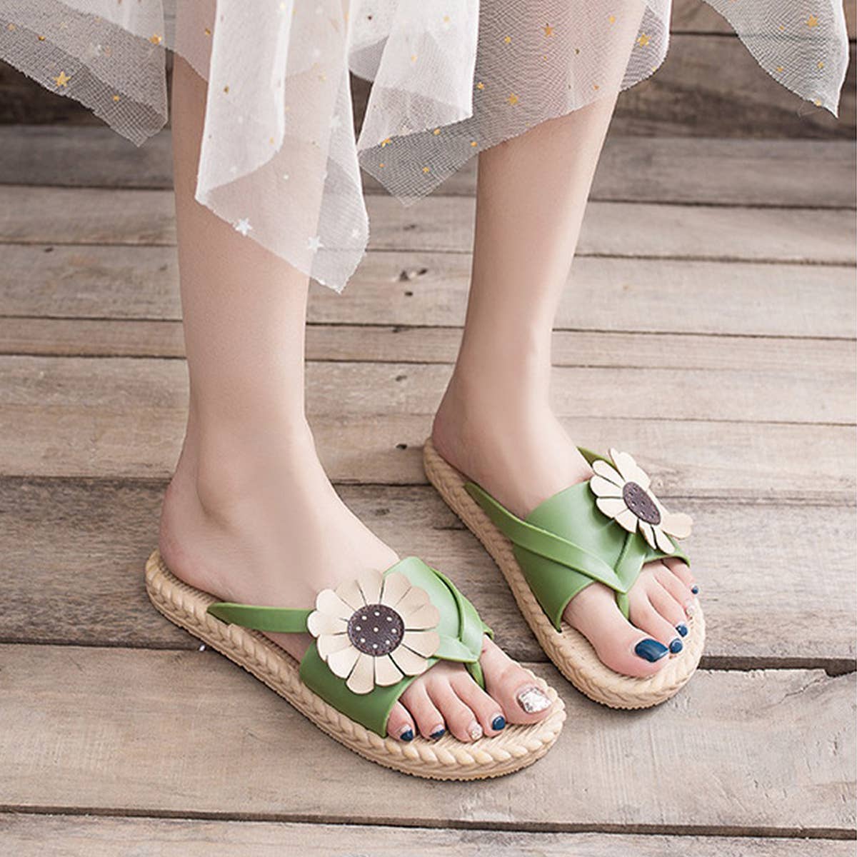 Sunflower Flip-Flops Non-Slip Slippers For Womens_Cwshs0676