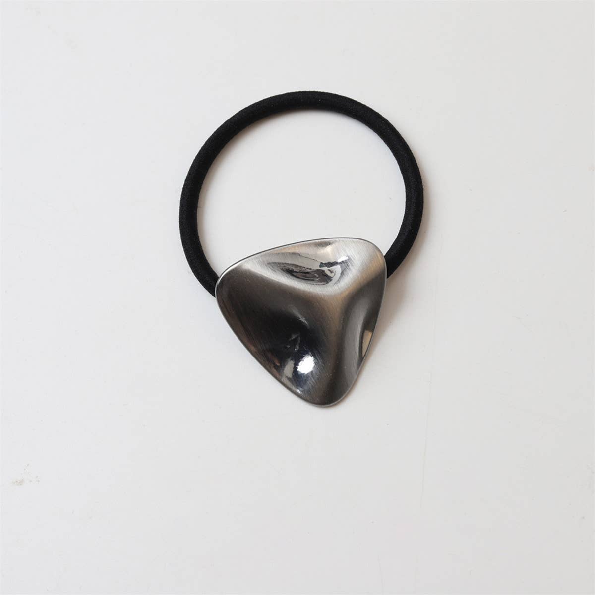 COOL AND COLOR RETAINING HAIR SCRUNCHIES_CWAHA2671