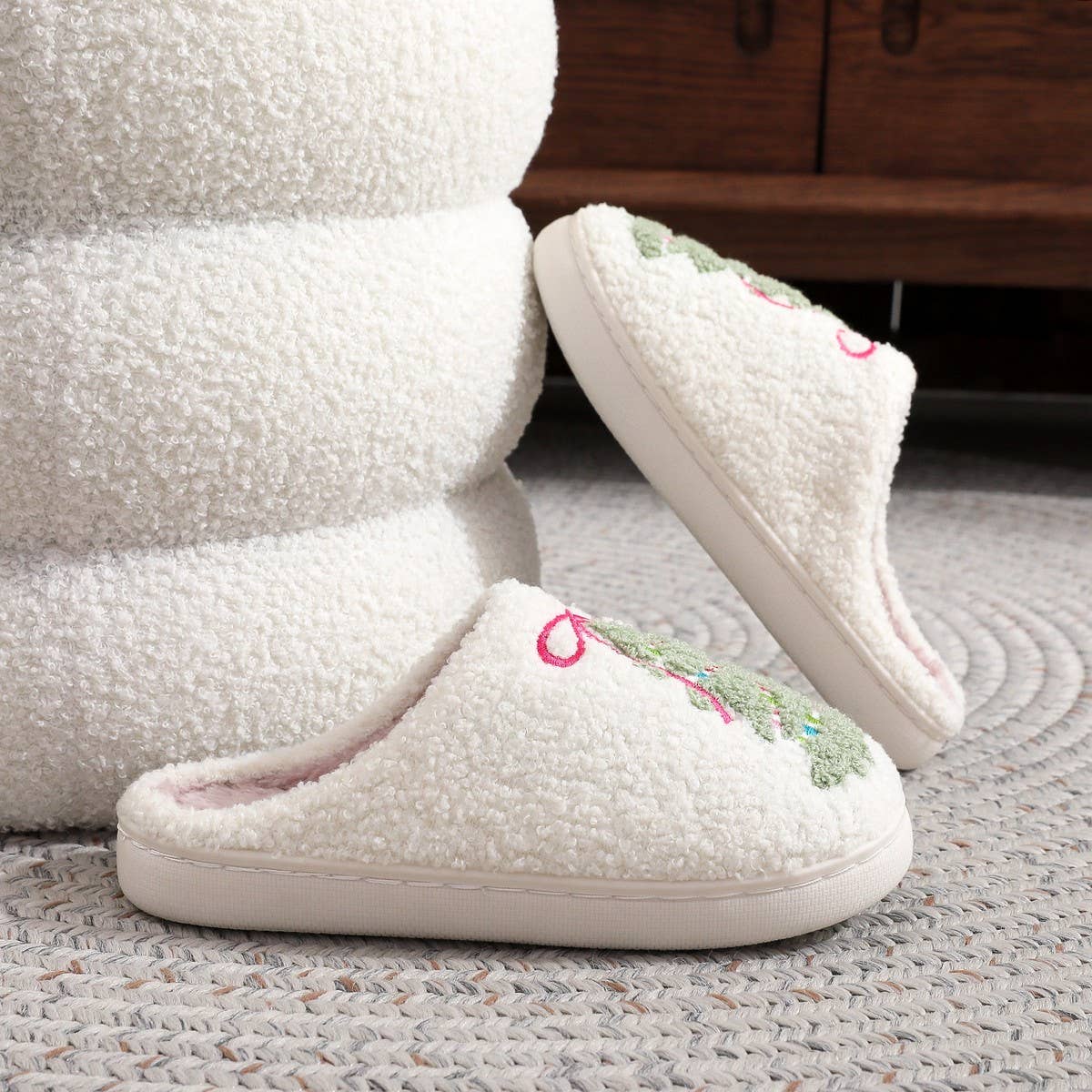 COZY CHRISTMAS BOW SLIPPERS NON SLIP HOME SHOES_CWSHF00216