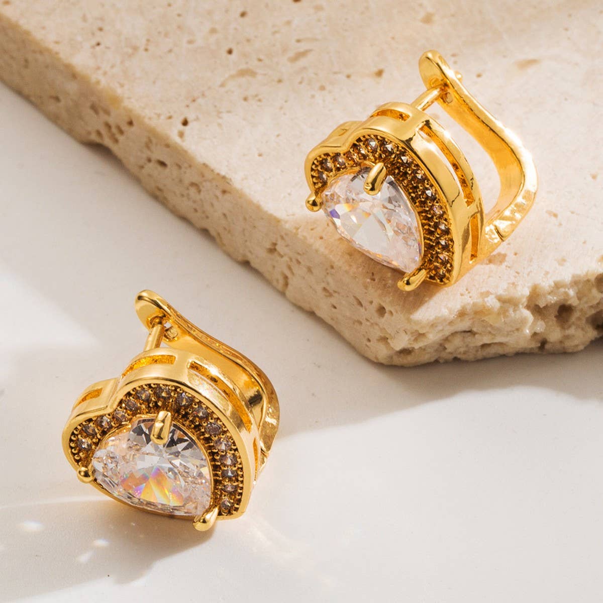 HEART GEOMETRIC CZ STUD EARRINGS GOLD PLATED BRASS_CWMM8516