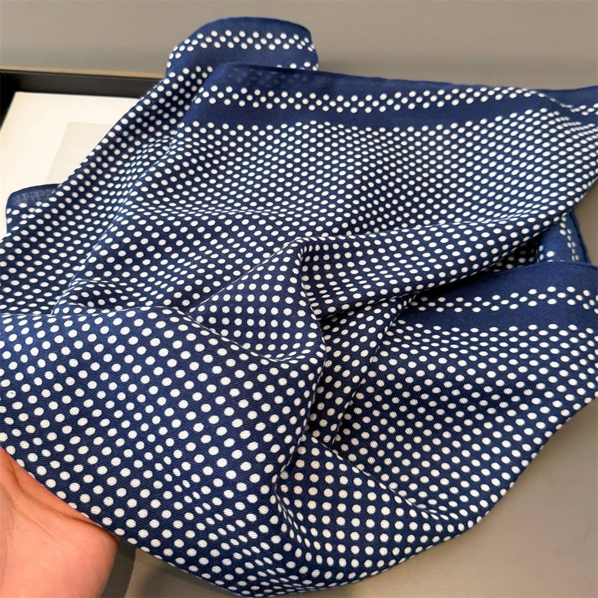 Elegant Polka Dot Herringbone Cotton Neck Scarf_Cwasc03432