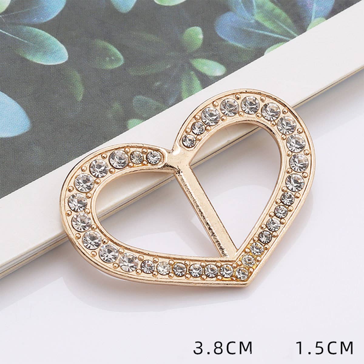 METAL HEART SHAPED DIAMOND SCARF RING WITH LUSTER_CWMM2124