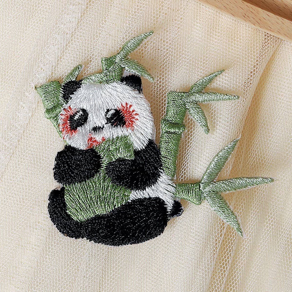 BAMBOO PANDA EMBROIDERED PATCH FOR STAIN REPAIR_CWMM5925