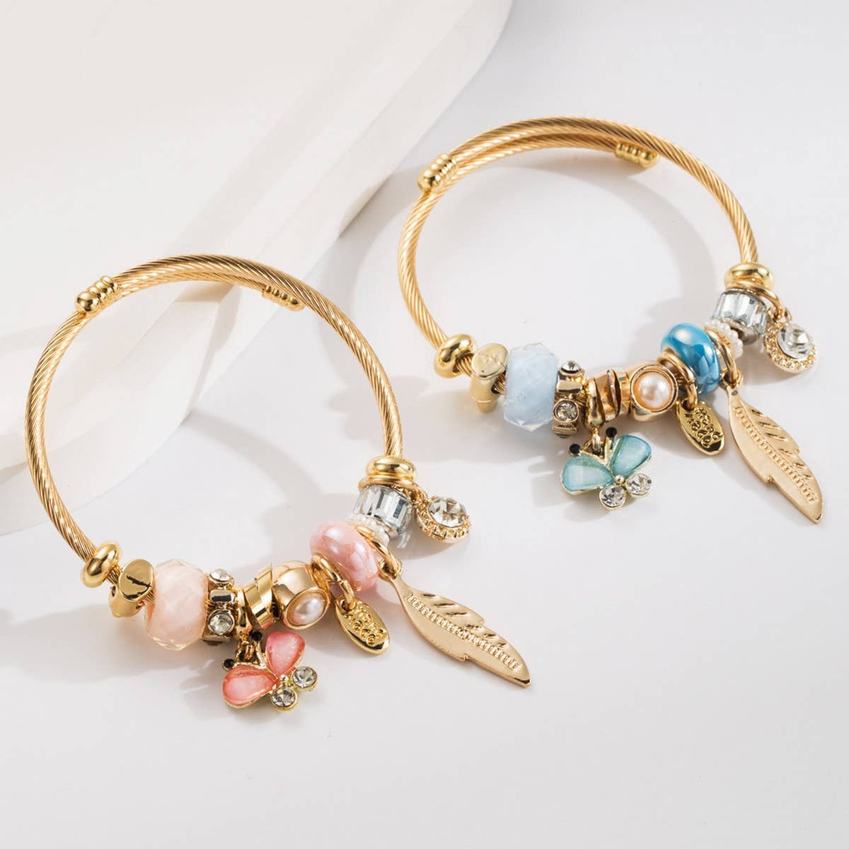 BEADED STEEL BRACELET WITH LEAF BUTTERFLY_CWMM8618