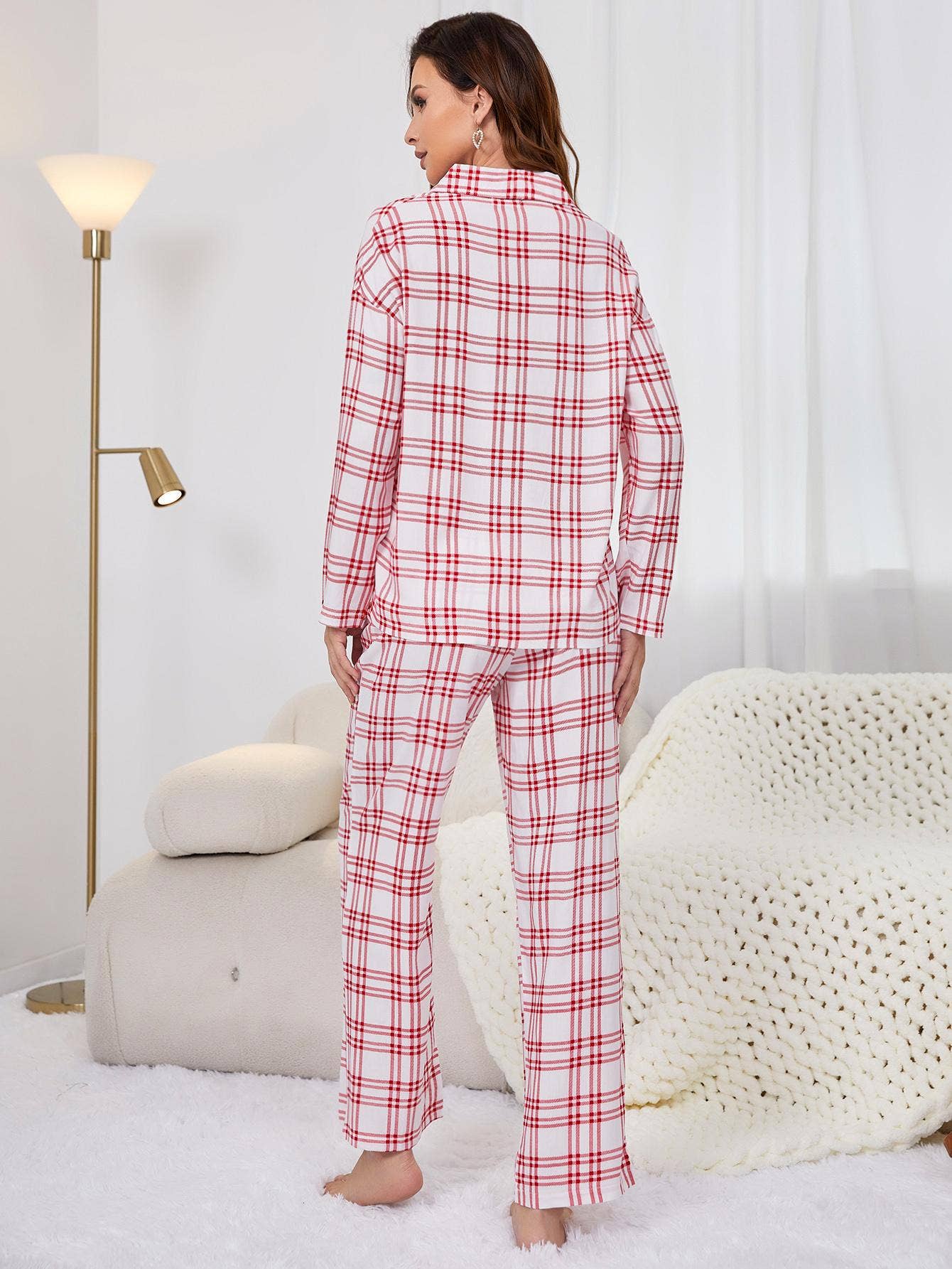 Two-Piece Red Plaid Long-Sleeved Loungewear