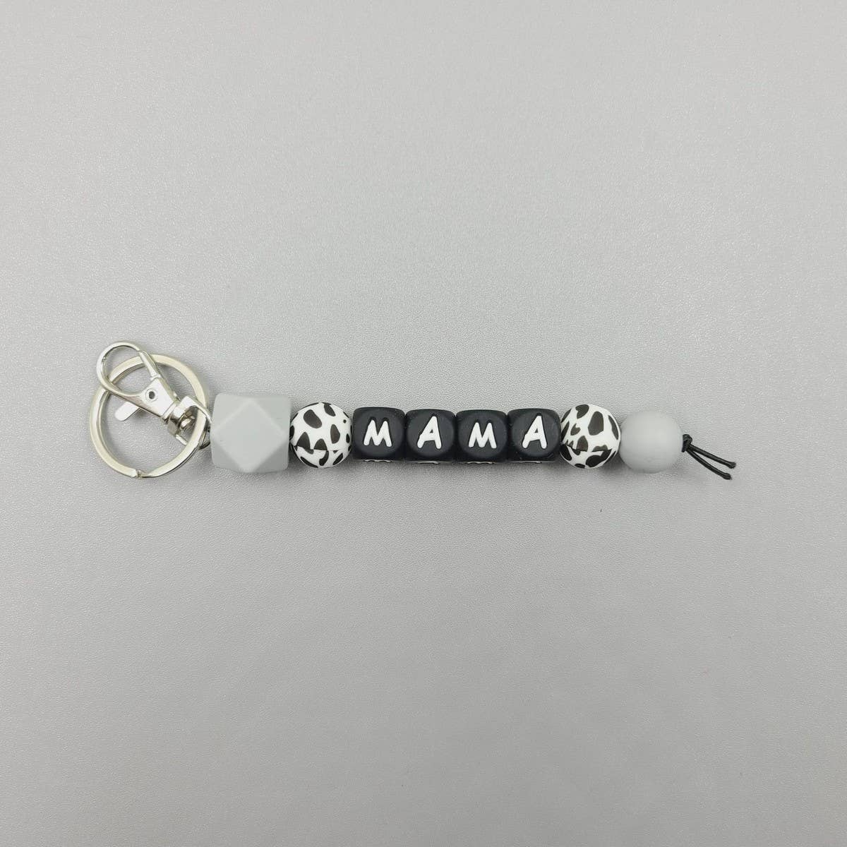 MAMA LETTER SILICONE BEAD KEYCHAIN_CWAJE1063