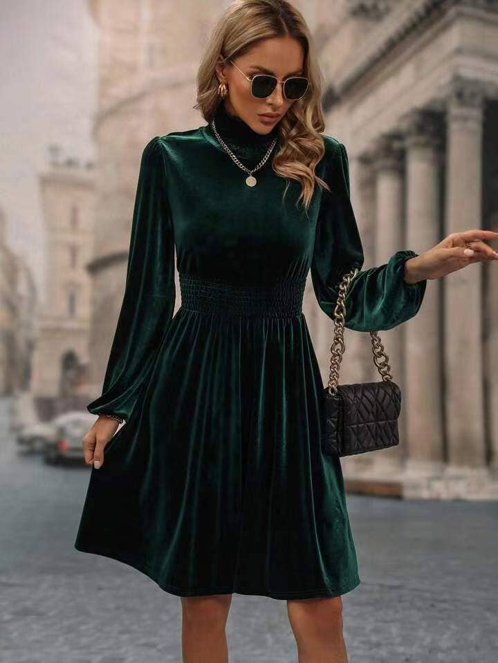 Velvet Long-Sleeved Dress With Waist Tucked