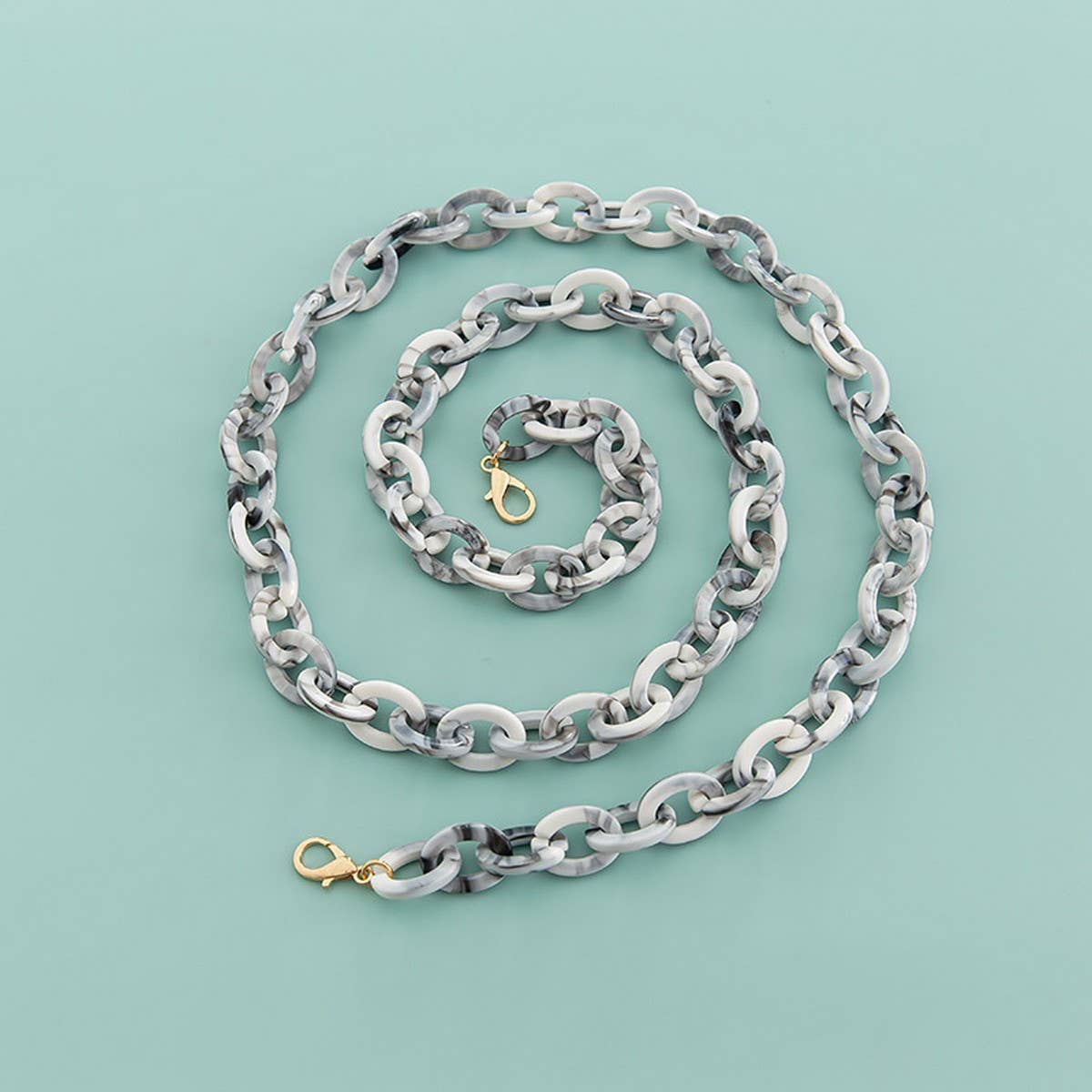 47 OVAL 0 67 0 98 ACRYLIC CHAIN BAG STRAP_CWMM5099