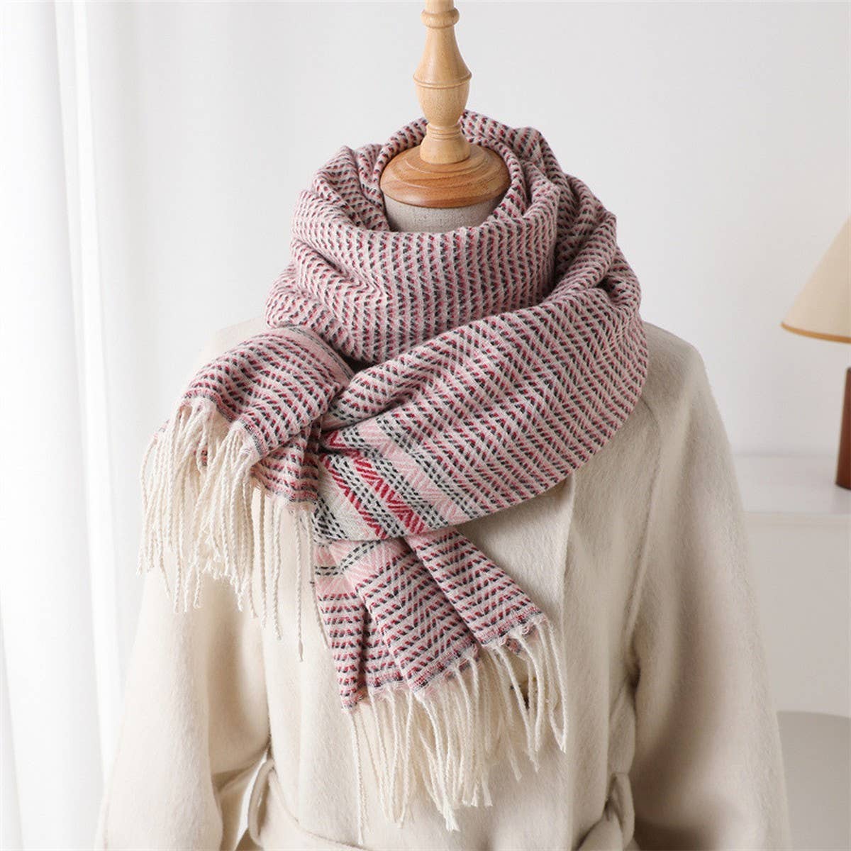 CLASSIC CHECKERED SHAWL SCARF WITH SOFT TASSELS_CWASC2766