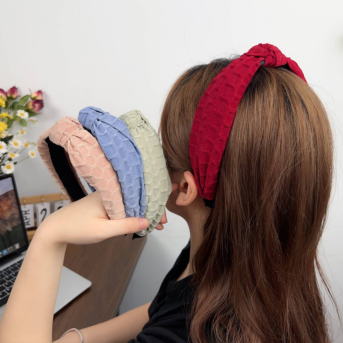 Solid Cross-Knotted Wide-Edge Pressed Hair Band