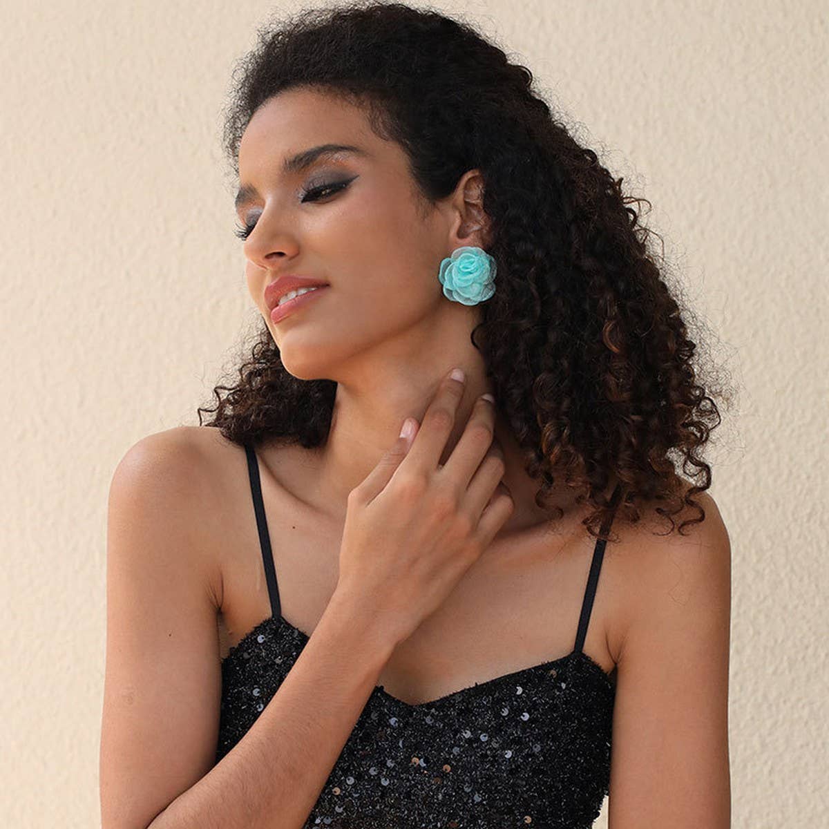 HANDMADE LACE ROSE STUD EARRINGS SWEET MINIMAL_CWMM6279