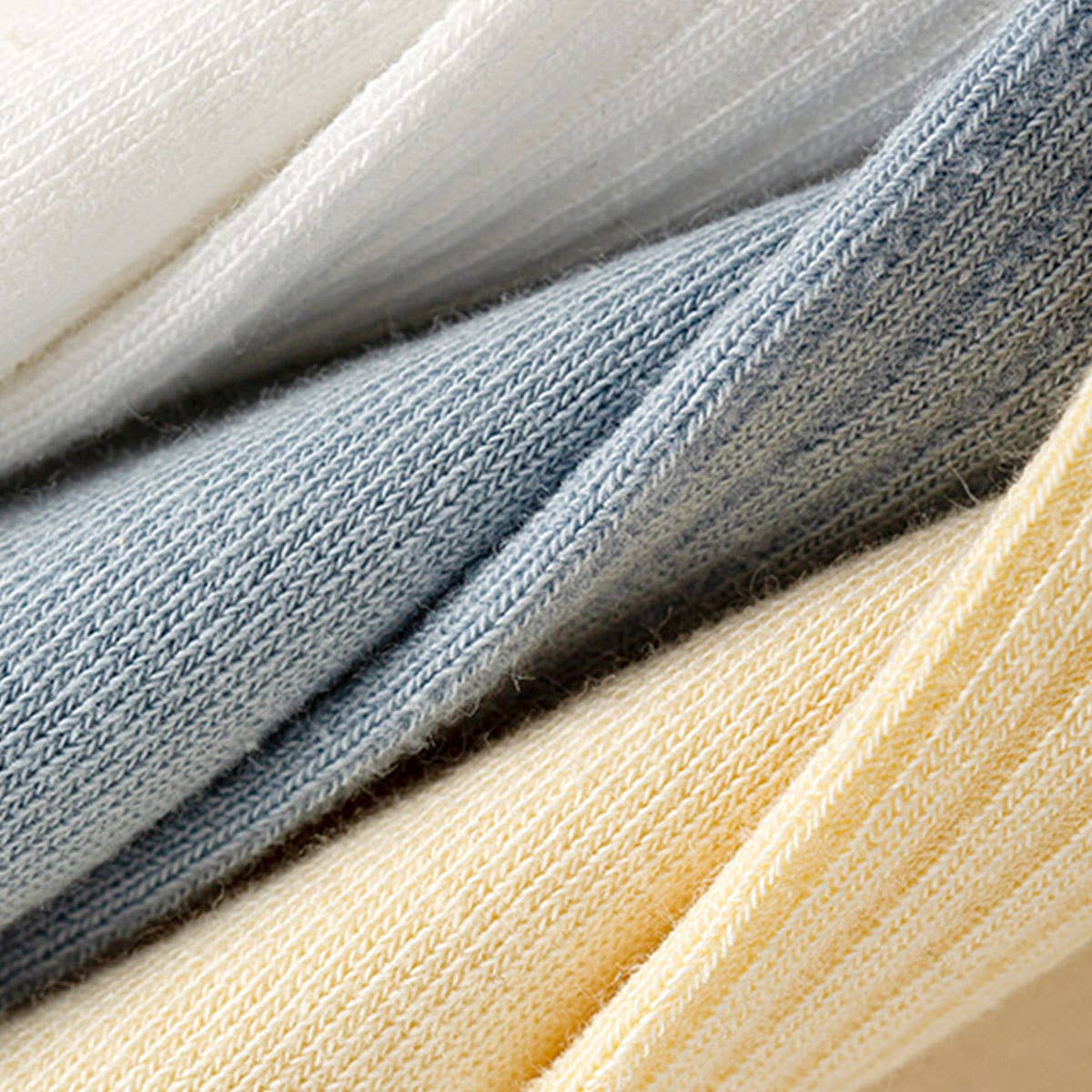 THIN SOLID RUFFLE CREW SOCKS FOR SUMMER_CWMS1374