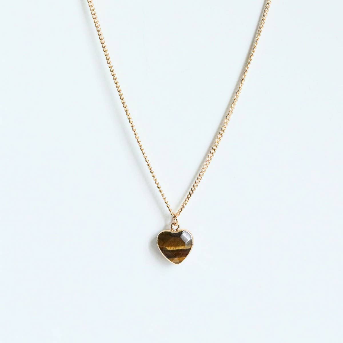 DECEMBER BIRTHSTONE HEART PENDANT NECKLACE_CWMM5334