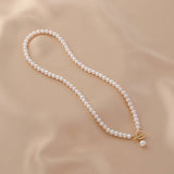 Simple And Natural Freshwater Pearl Necklace