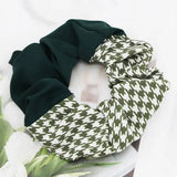 SILK SCRUNCHIES WOMEN HAIR TIES_CWAHA0149