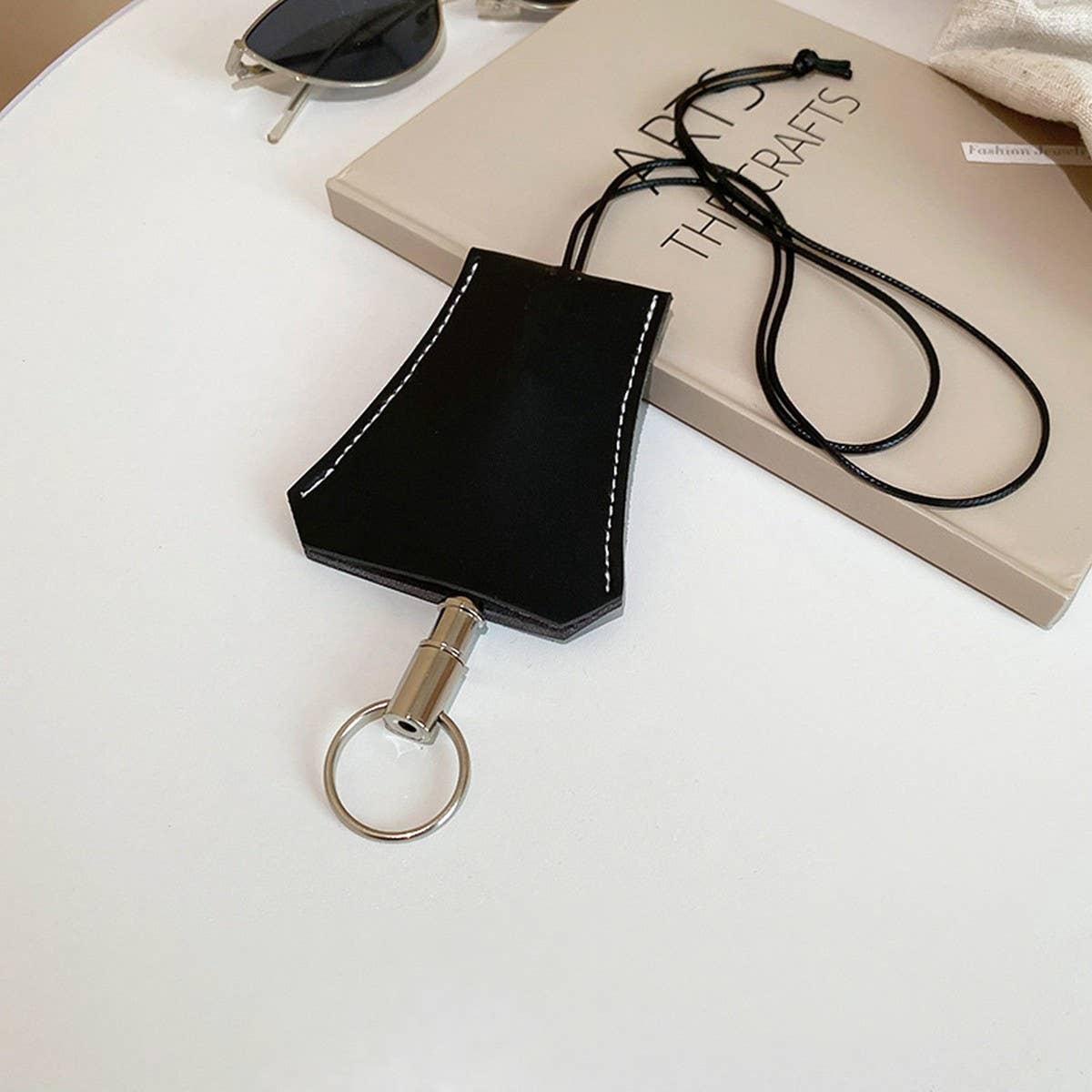 GEOMETRIC HANGING NECK TEMPERAMENT BAG NECKLACE_CWAJE2364