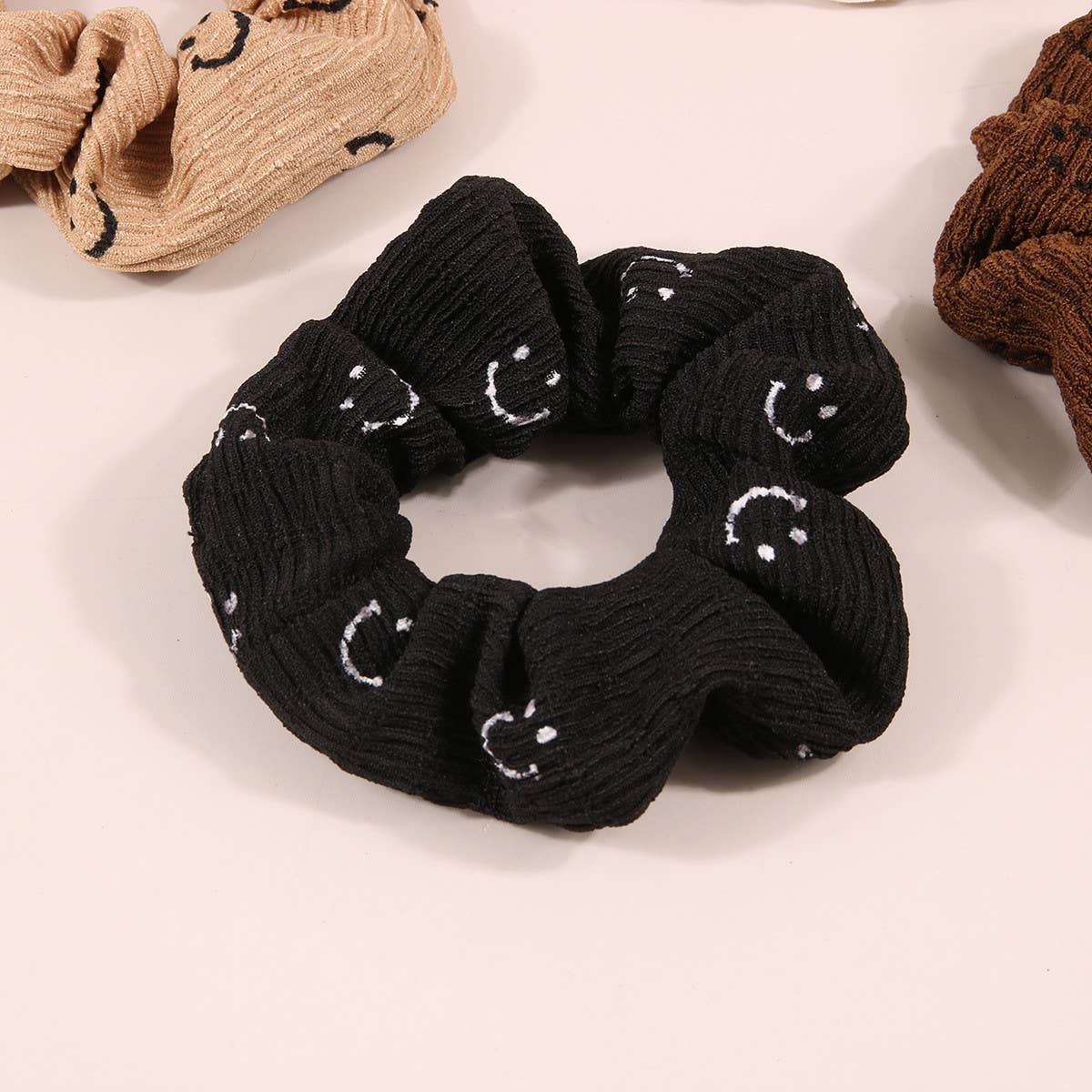 SIMPLE AND LOVELY SMILING FACE HAIR RING HAIR ROPE_CWAHA0457
