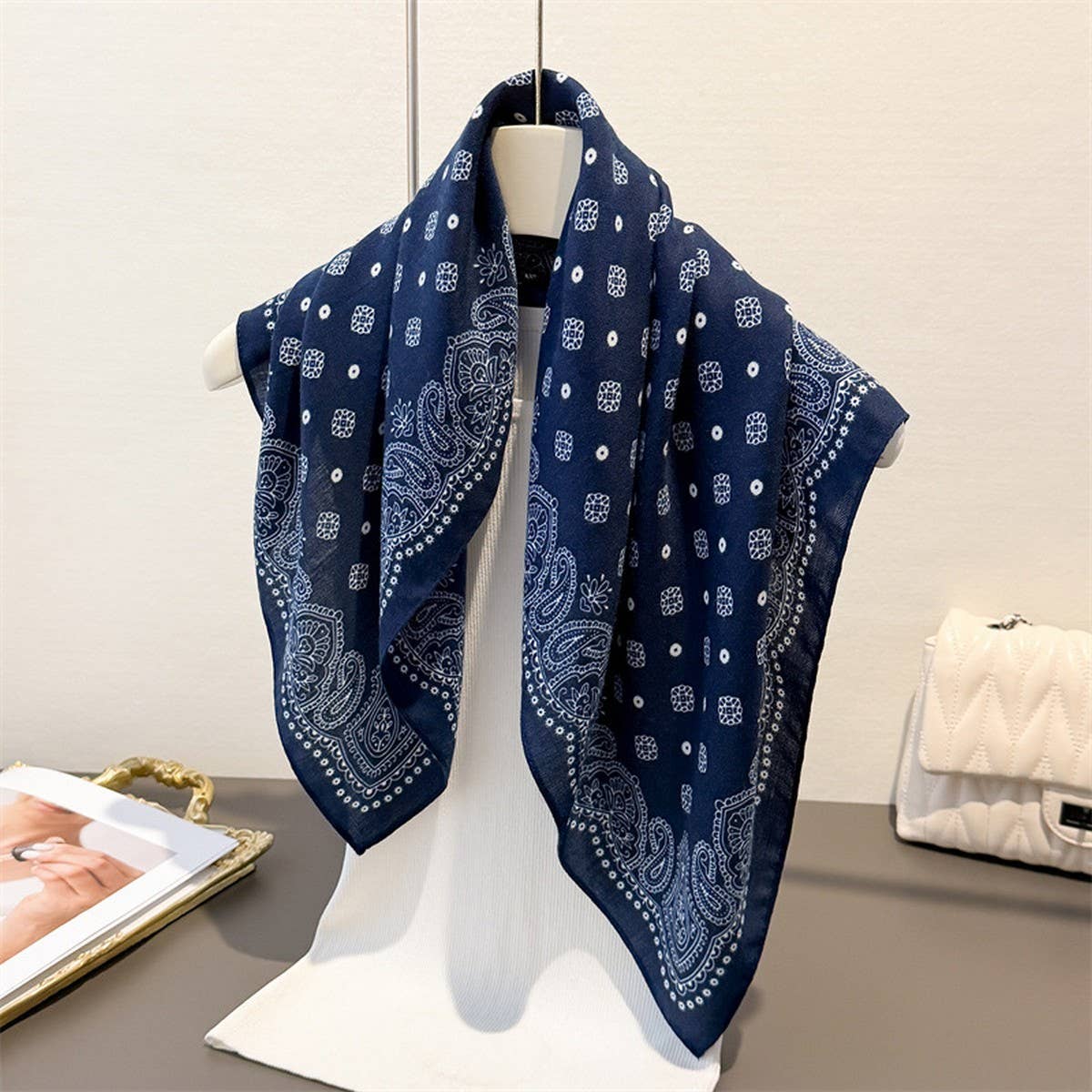 Paisley Herringbone Pattern Silk Scarf_Cwasc03316