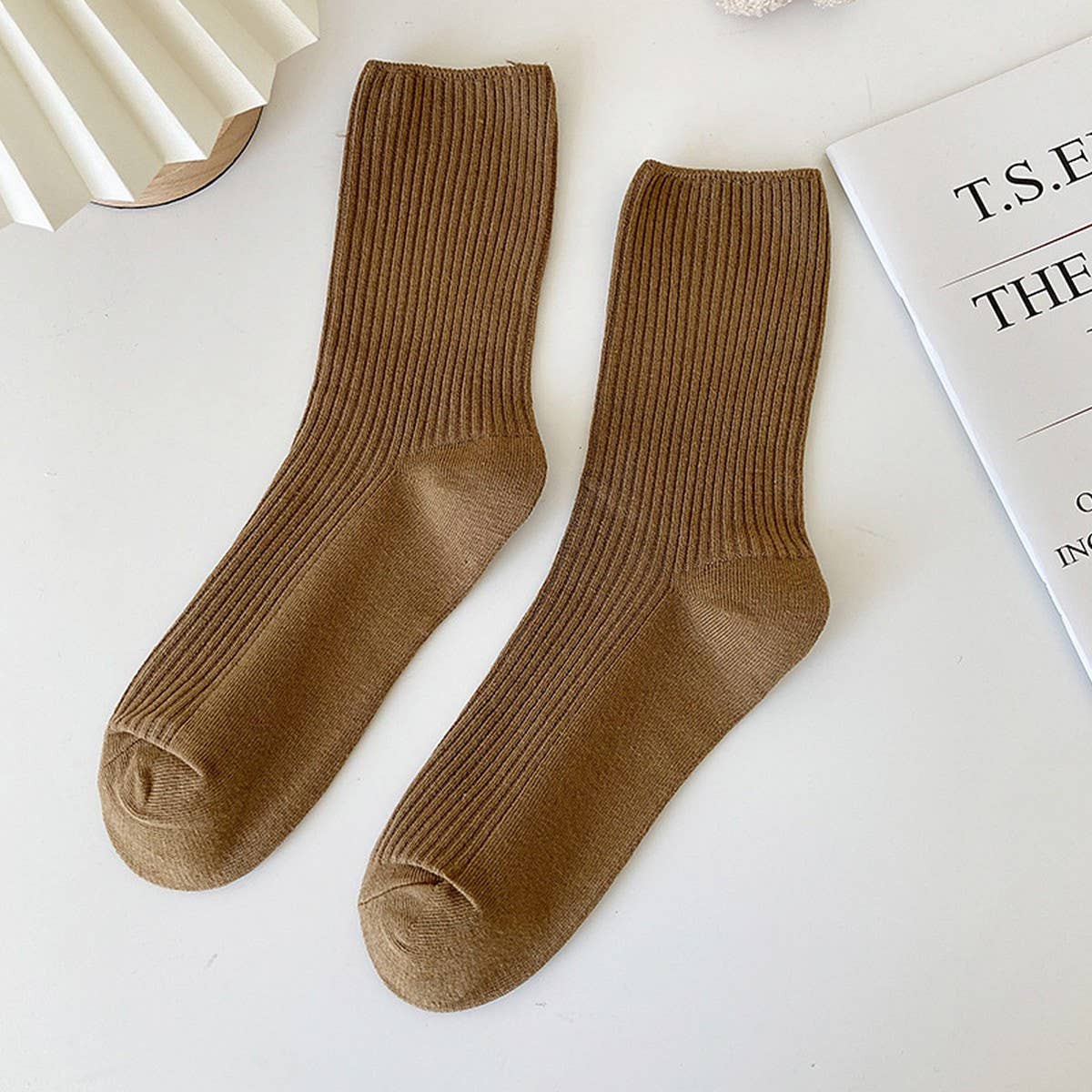 AUTUMN AND WINTER STRIPED WOMENS MID CALF SOCKS_CWMS0985