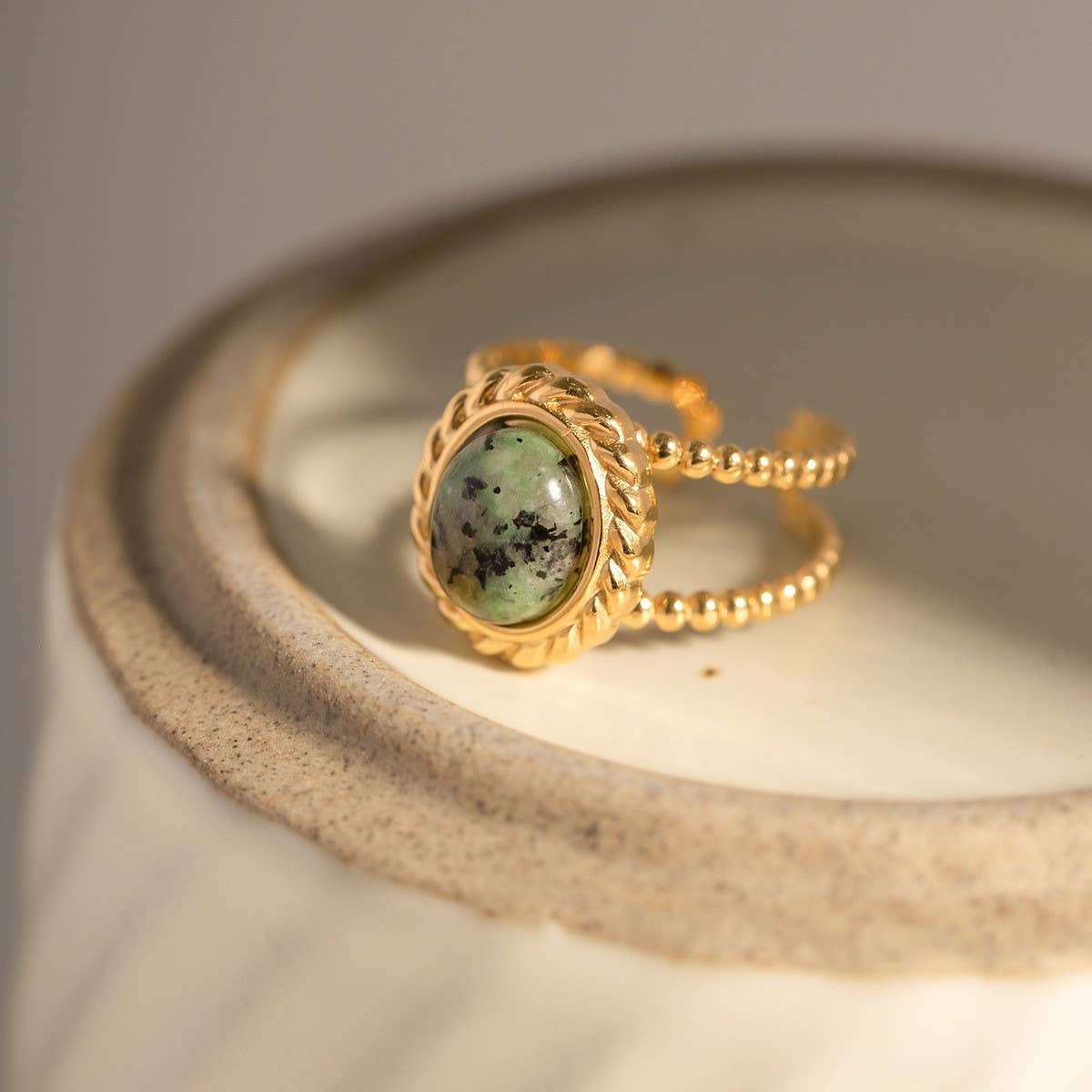 AFRICAN PINE STONE GOLD FASHION RING_CWAJE1398