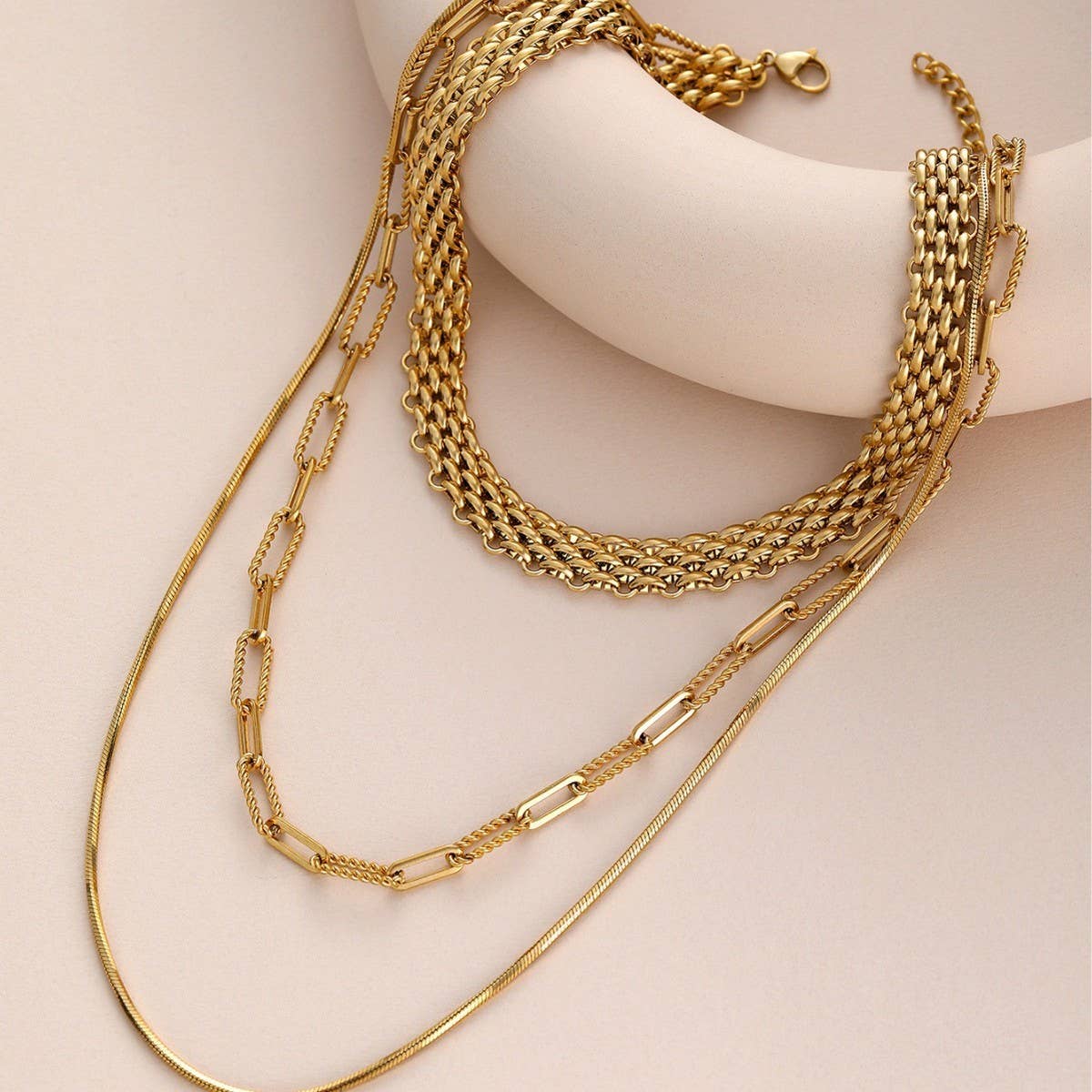 MULTI LAYERED 18K GOLD PLATED NECKLACE_CWMM3686