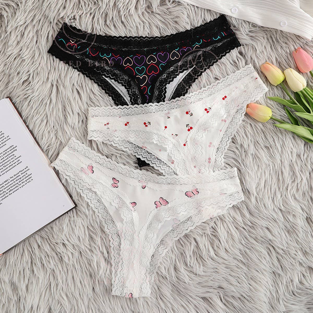 LIGHTWEIGHT BREATHABLE LACE THONG UNDERWEAR_CWMU0161