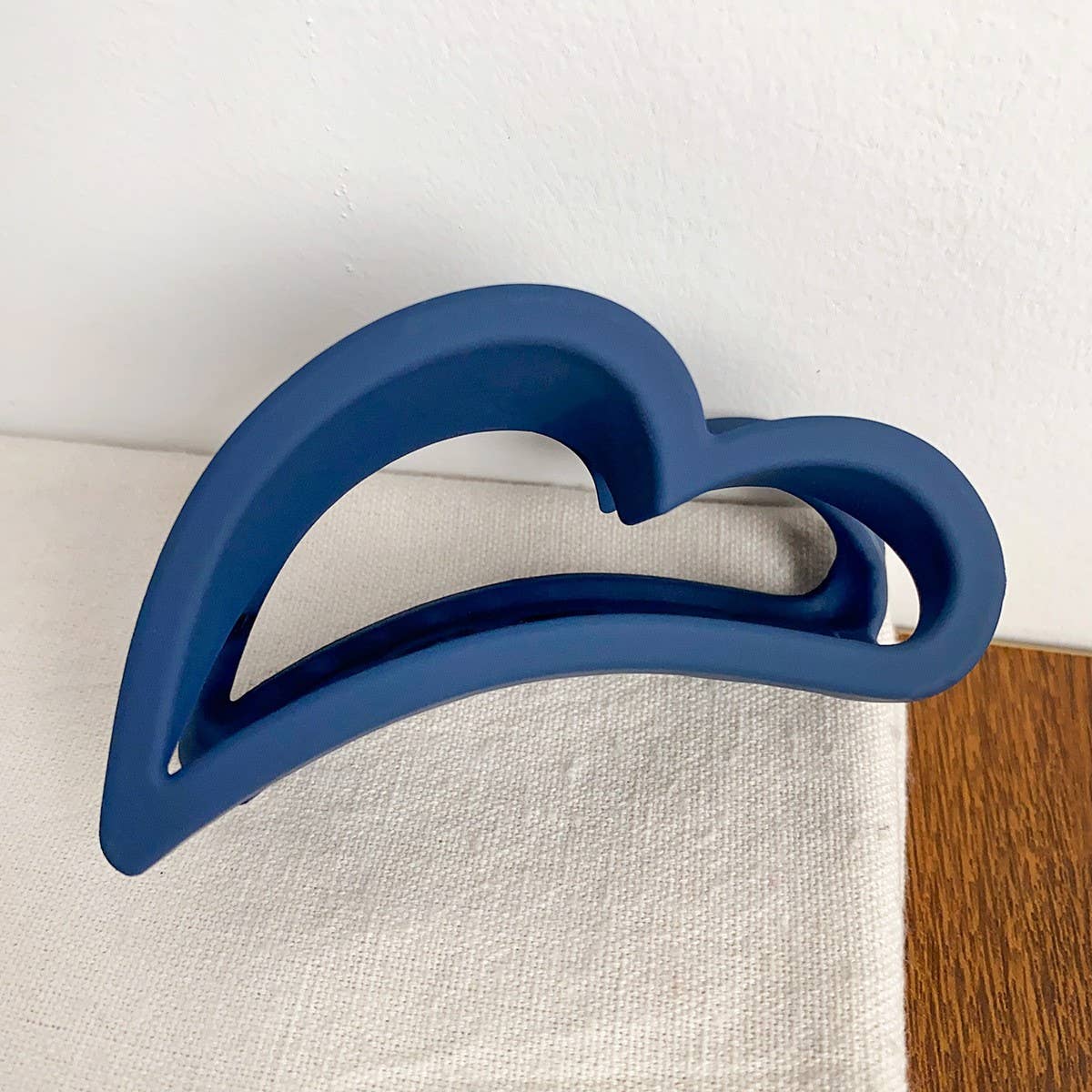 Heart Morandi Color Simple Hollow Hairpin