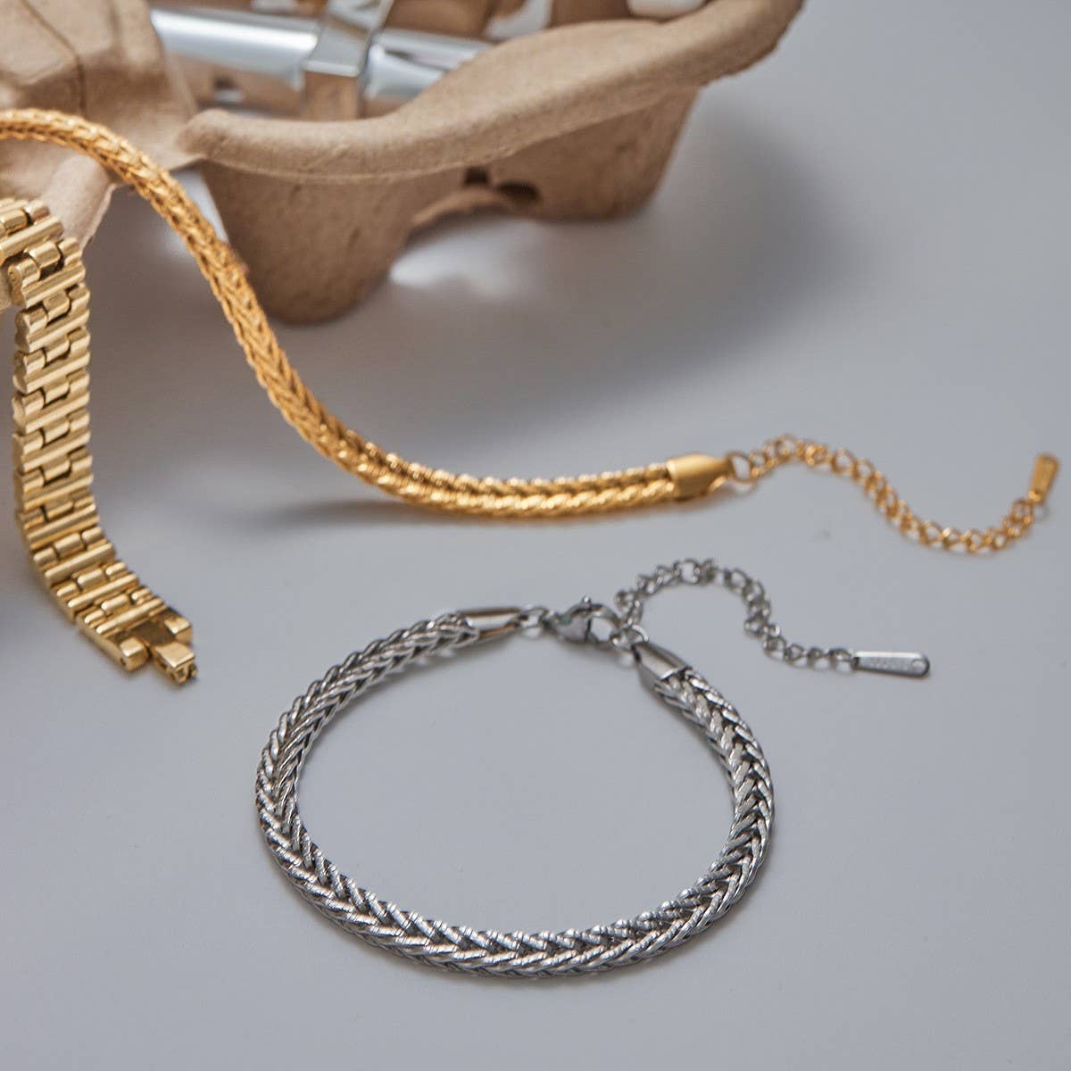 ELEGANT TWO TONE 18K GOLD TITANIUM CHAIN BRACELET_CWAJE4834