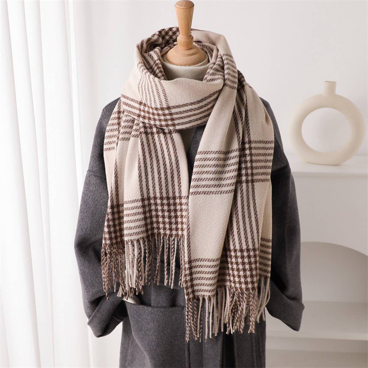 Warm Retro Grid Scarf Shawl For Winter Look_Cwasc2769