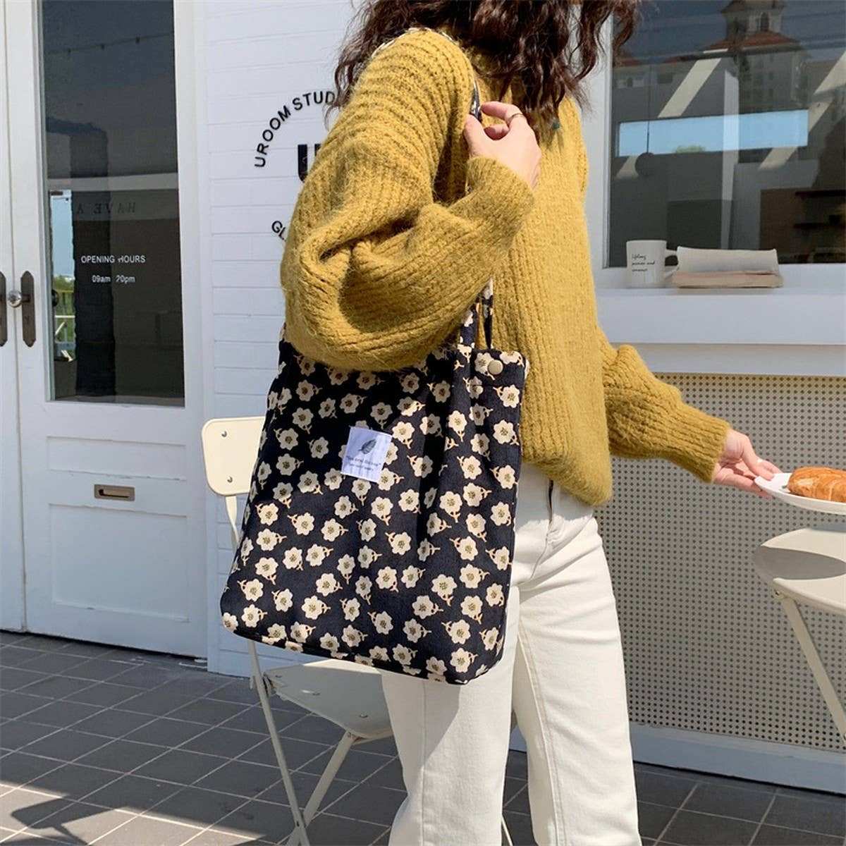 Cwab3899_Corduroy Snap-Button Large-Capacity Shoulder Bag