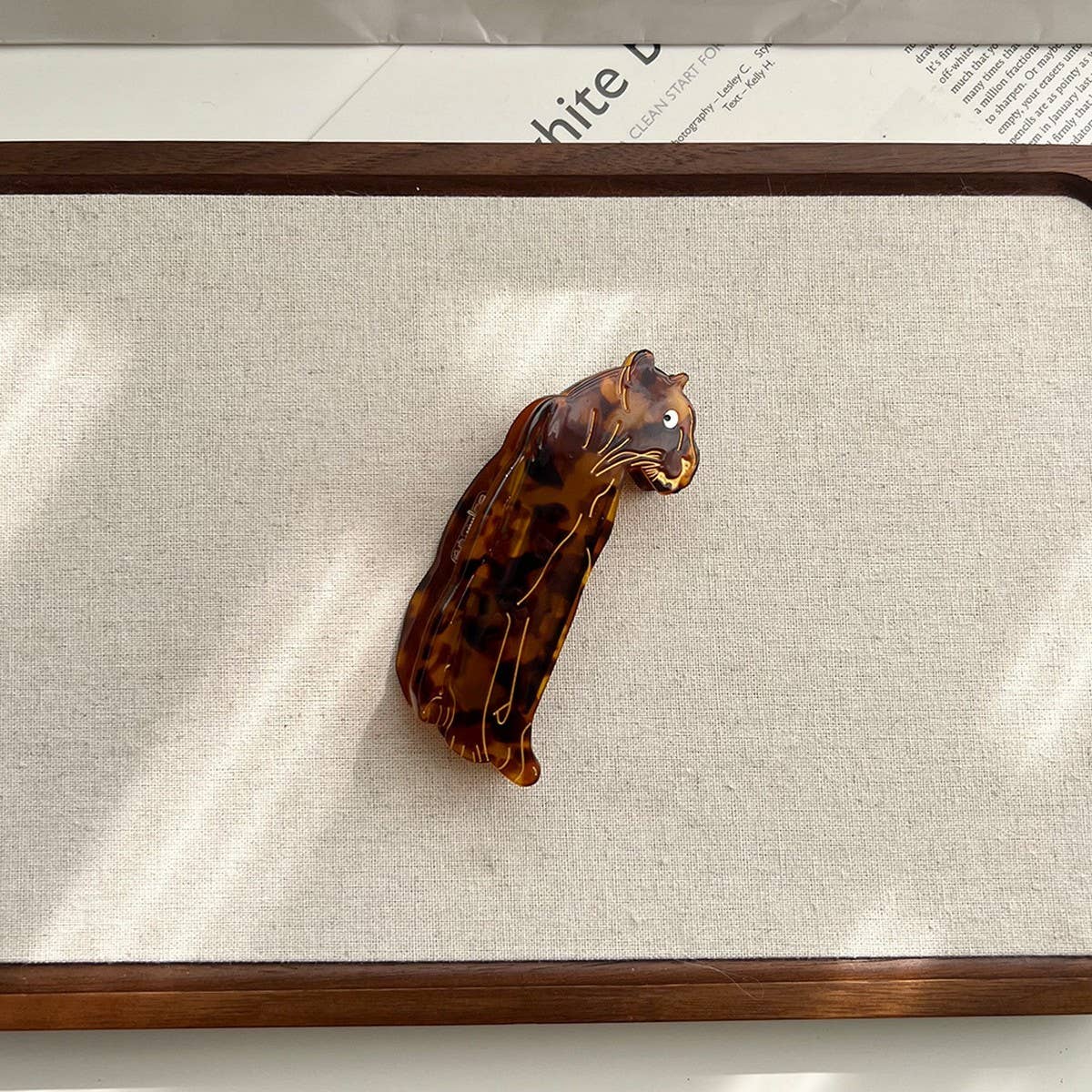 LEOPARD ACETATE HAIR CLAW BOLD ANIMAL PRINT CLIP_CWAHA5746