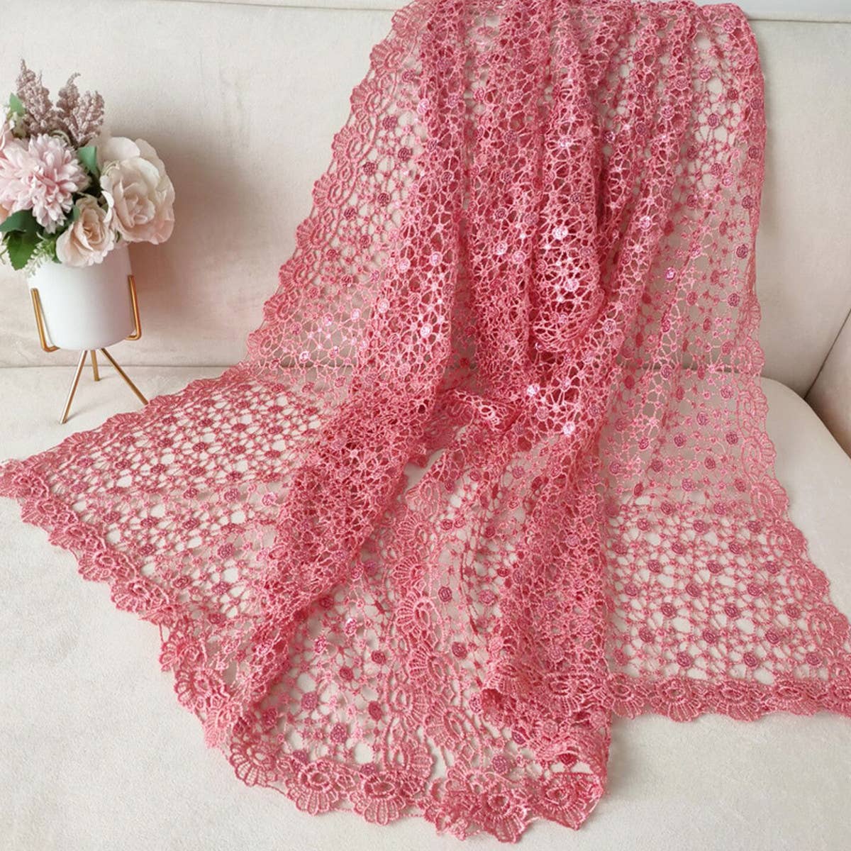 Wear An Embroidered Evening Cape_Cwasc1088