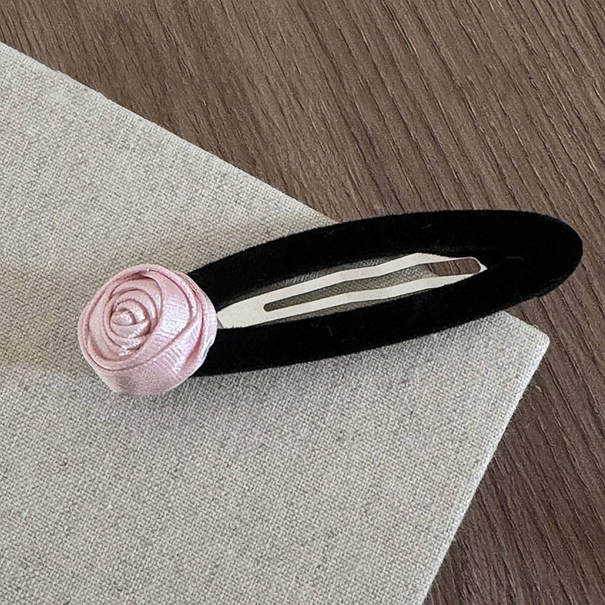 NEW PURE PINK ROSE BOW HAIRPIN_CWAHA4653